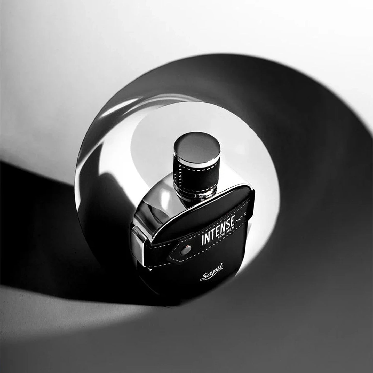 Sapil Intense Noir Eau de Parfum 100ml artistic closeup