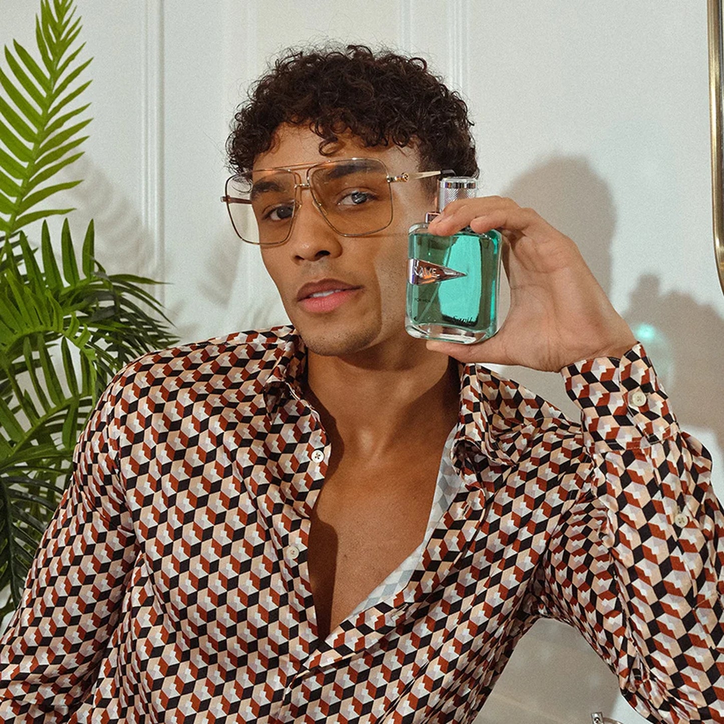 Sapil Rave Eau de Toilette 100ml fun lifestyle image with man